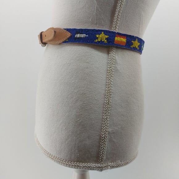 CDE Belt Size 28 Women Leather Tips Hand Beaded Star Flags - Picture 1 of 13